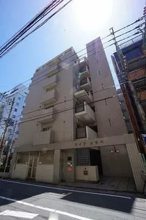 ライフ大手門【3階】の外観