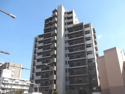 第18関根マンション【8階】の外観