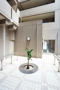 ピュアドームグランディ博多の画像