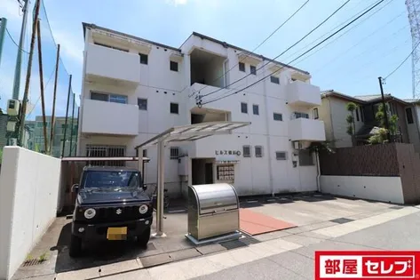 ヒルズ黒石【1階】の外観