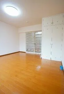 ラフォーレ大和の画像