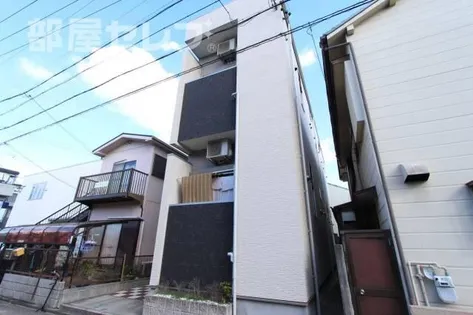 プランドール【2階】の外観