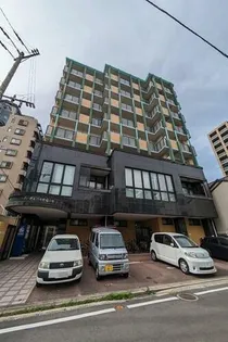 ハイパディ六本松弐番館の画像