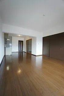 エトランゼII【3階】の外観