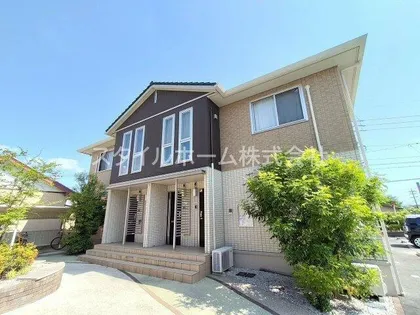 ルミエール B棟【1階】の外観