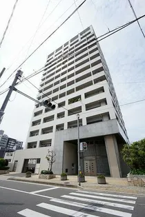 アンピール天神東【8階】の外観