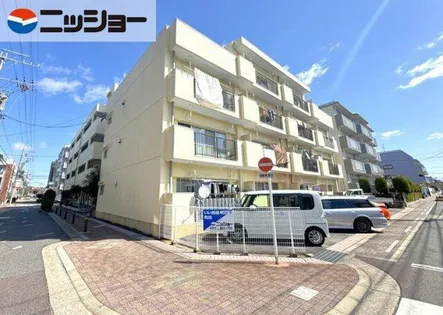 ユーハイツ平針【1階】の外観