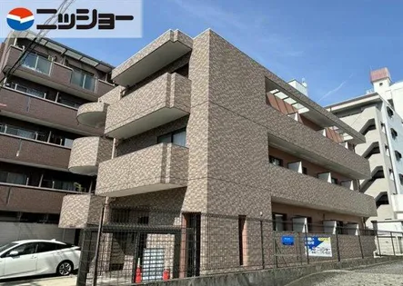 キャッスル本郷【3階】の外観