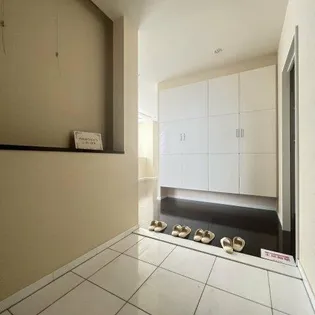 千種タワーヒルズ【23階】の玄関