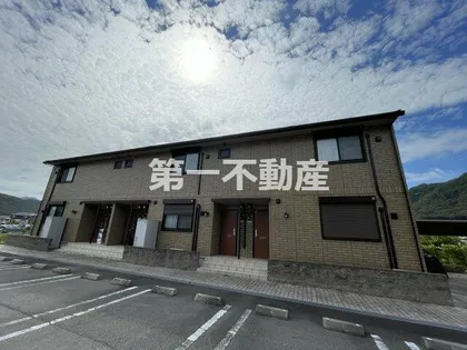 イワモトガーデン【2階】の外観