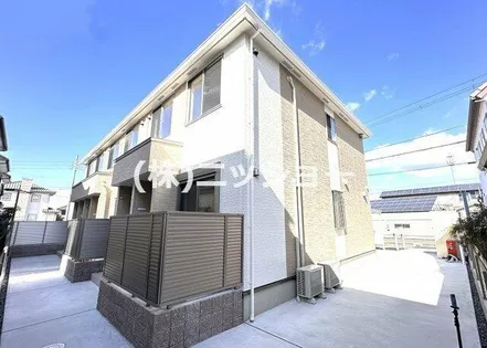 ブルーデイジー【1階】の外観