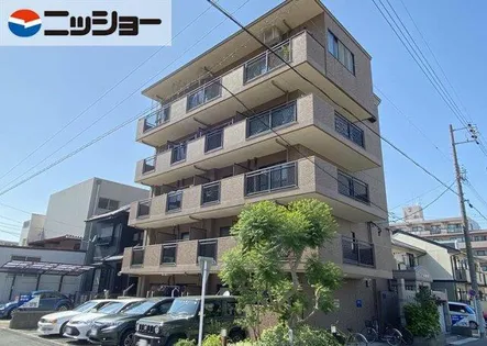 リラ ウィスタリアの画像