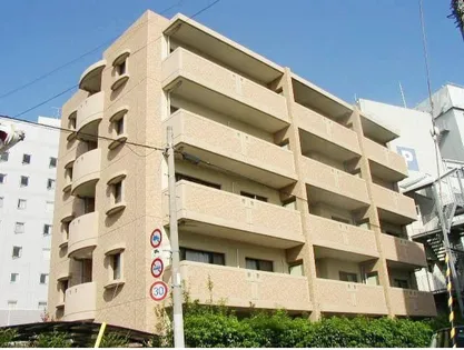 メゾン・ラ・リーブ【4階】の外観