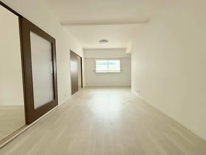 千早グリーンハイツ【4階】の居間