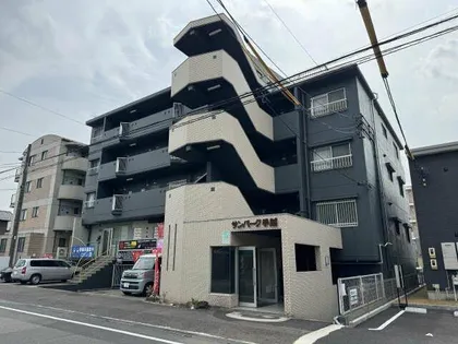 サンパーク手越【3階】の外観