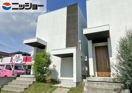 愛知県岡崎市竜美南4丁目【一戸建】の外観