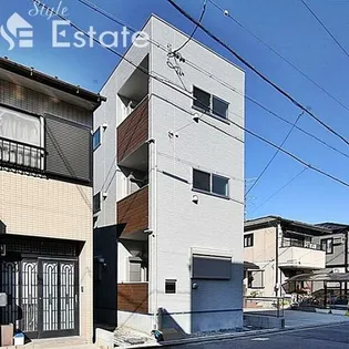 ハーモニーテラス新富町【2階】の外観