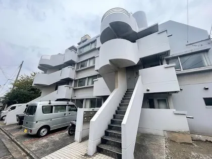 Moon中原東【3階】の外観