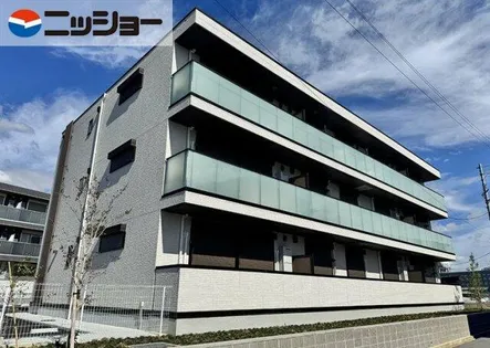 プロフーモ【1階】の外観