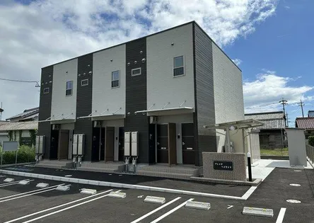 ブレイヴ ベイサイド【2階】の外観