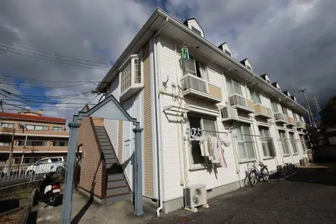 シャルム貴望ヶ丘【1階】の外観