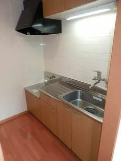 フォンテーヌ峯【2階】のキッチン