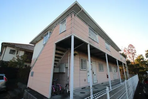 エステートピア楠【1階】の外観