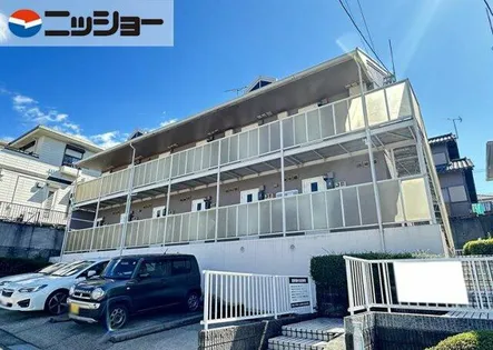 リバティスクエア【1階】の外観