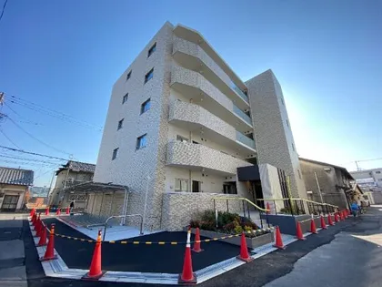 ホープファミリアの画像