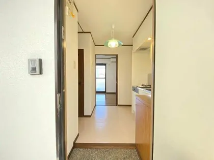 グランハイム神村【1階】の玄関