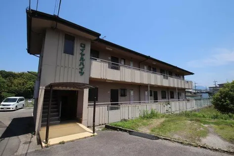 ロイヤルハイツの画像