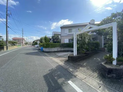 おーくたうん長久手 C棟【2階】の玄関