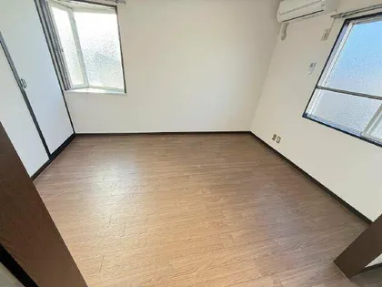 おーくたうん長久手 C棟【2階】の居間