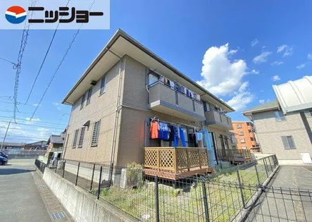 オーチャードタウンA棟【1階】の外観