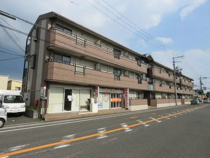 アデレード長田【1階】の外観