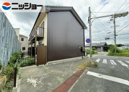 メゾン藤治山【2階】の外観