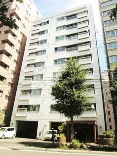 ライオンズマンション中島公園通り【2階】の外観