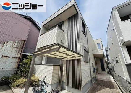 ヘーベルメゾン小本【1階】の外観