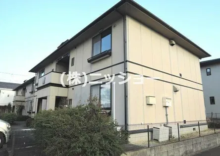 クエルカス【1階】の外観