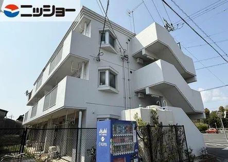 グリーンハウス吉【1階】の外観