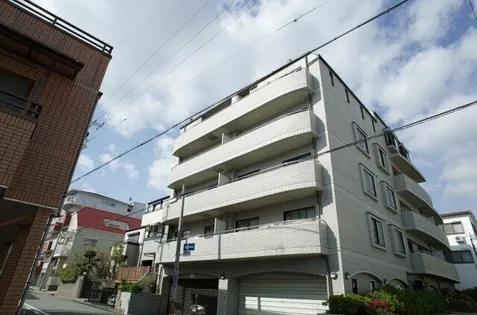 フルニール岡本の画像