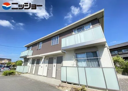 バトーエメロード A棟【1階】の外観