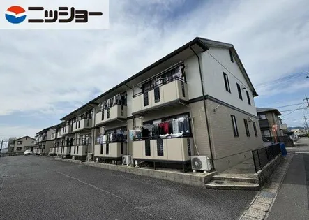 ロイヤルガーデン田中の画像