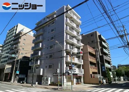 ベルメゾン太田【7階】の外観