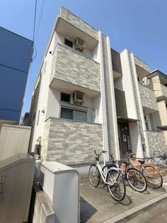 ハーモニーテラス明治【2階】の外観