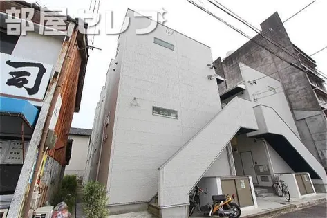 クオリア瑞穂【1階】の外観