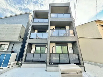 BADGE NAGASE WESTの画像