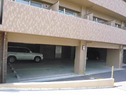 マーヴェラス自由が丘【3階】の居間