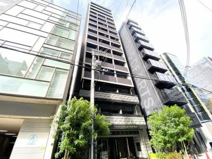 プレサンス堺筋本町駅前【4階】の外観