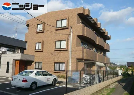 ピュアナイン【3階】の外観